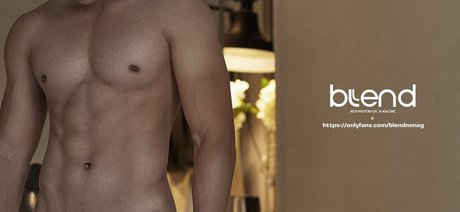 Foto di nudo di fuga di OnlyFans di Blend  Men Photobook Magazine