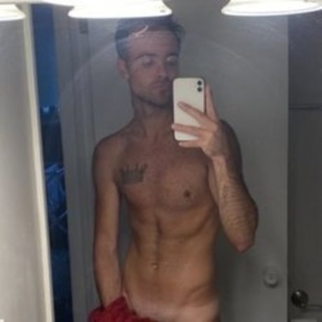 Foto di nudo di fuga di OnlyFans di Louis