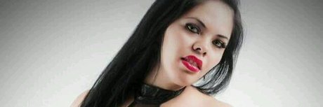Foto di nudo di fuga di OnlyFans di Mi Bella Airosa