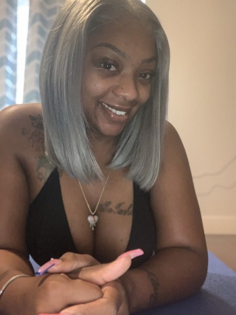 Foto di nudo di fuga di OnlyFans di Foxy Brown