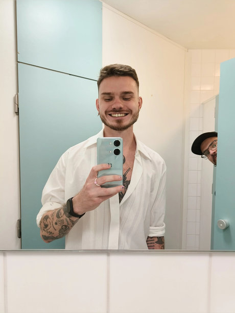 Foto di nudo di fuga di OnlyFans di Megraholia