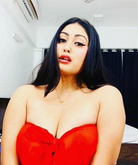 Foto di nudo di fuga di OnlyFans di Real Goddessanna