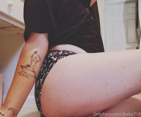 Foto di nudo di fuga di OnlyFans di Jbaby718