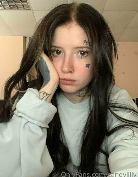 Foto di nudo di fuga di OnlyFans di Brattyauroravip