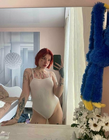 Foto di nudo di fuga di OnlyFans di Brattyauroravip
