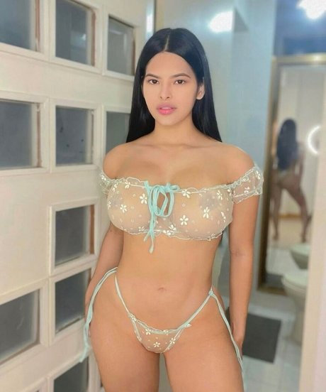 Foto di nudo di fuga di OnlyFans di Kimberly Delagdo Alvarez