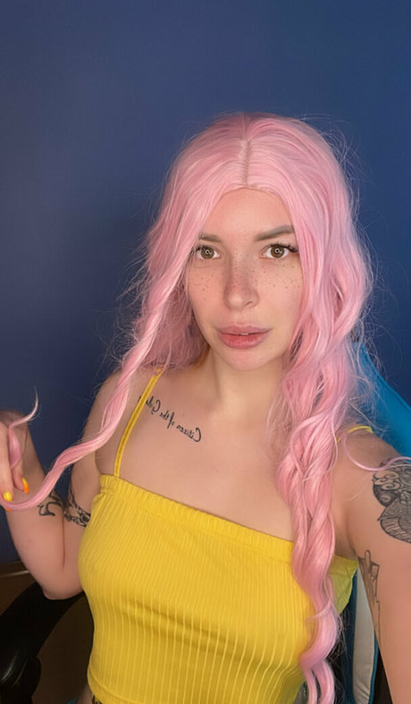 Foto di nudo di fuga di OnlyFans di Redheadkatty