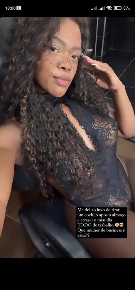 Foto di nudo di fuga di OnlyFans di Luana Couto