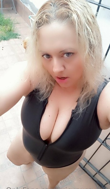 Juicypussyhot