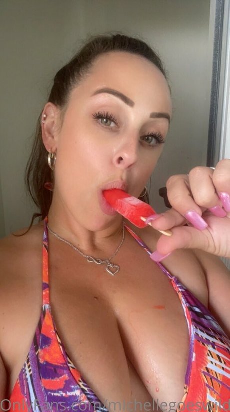 Foto di nudo di fuga di OnlyFans di Michellegoeswild