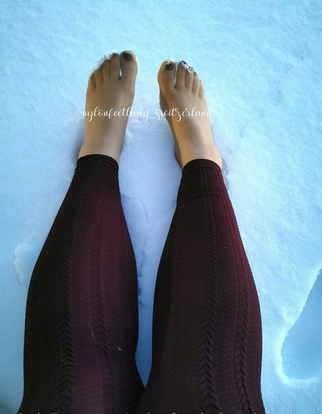Nylonfeetladyswitzerland