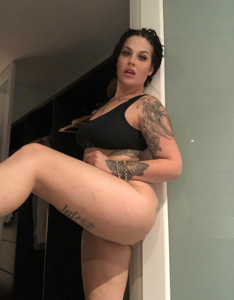 Ellamaddison
