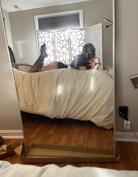 Foto di nudo di fuga di OnlyFans di Ellocentric