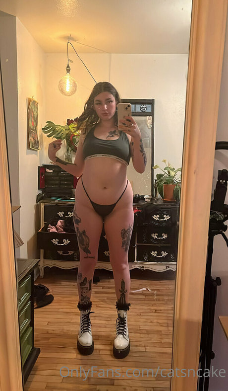 Foto di nudo di fuga di OnlyFans di Catsncake
