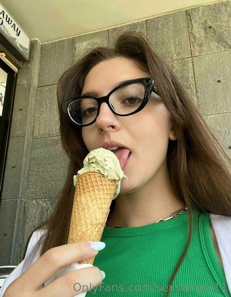 Foto di nudo di fuga di OnlyFans di Sofiaa2307