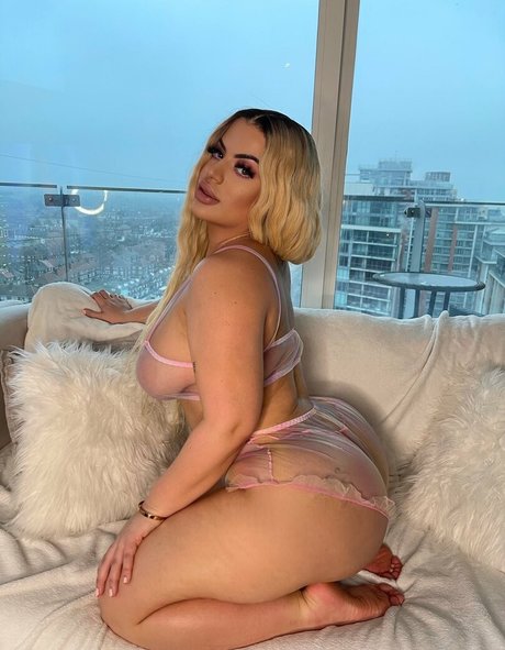 Foto di nudo di fuga di OnlyFans di Lissaaires