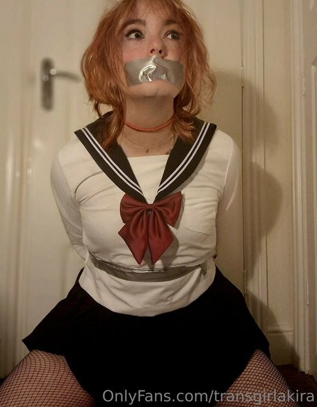 Transgirlakira