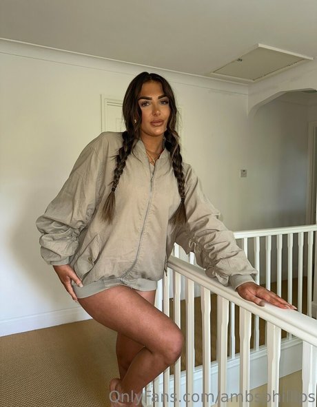 Foto di nudo di fuga di OnlyFans di Ambsphillips