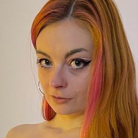 Lolarosexxx