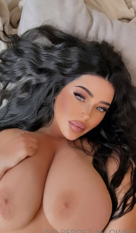 Foto di nudo di fuga di OnlyFans di Claudiarivier