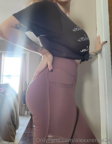 Alexxrenee24