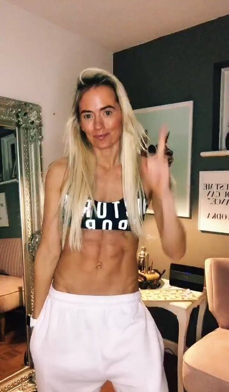 Foto di nudo di fuga di OnlyFans di Amy Jo Simpson