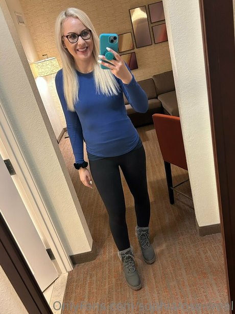 Sophiaroseisreal