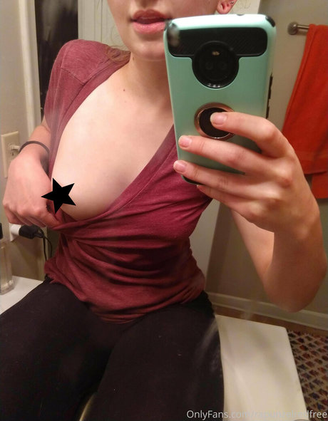 Foto di nudo di fuga di OnlyFans di Gingerpeach94free