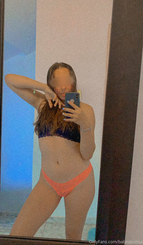 Foto di nudo di fuga di OnlyFans di Babyevaofficial