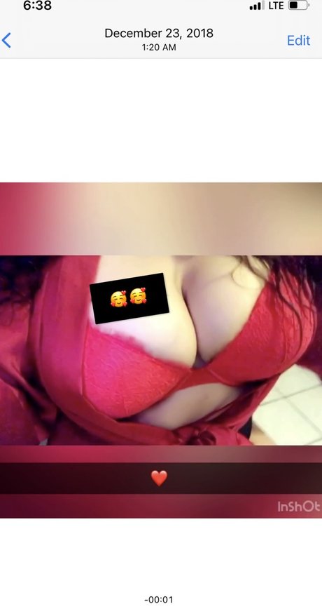 Foto di nudo di fuga di OnlyFans di Elizae