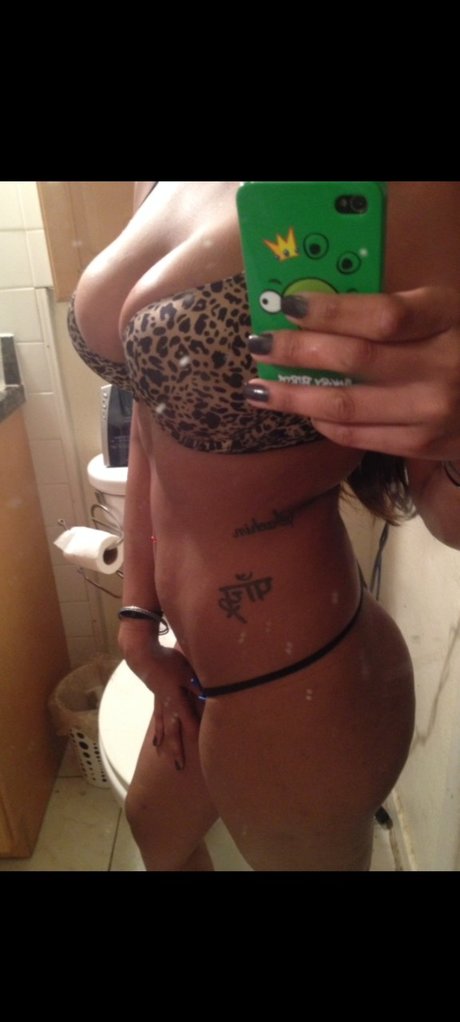 Foto di nudo di fuga di OnlyFans di Bianca Vyper