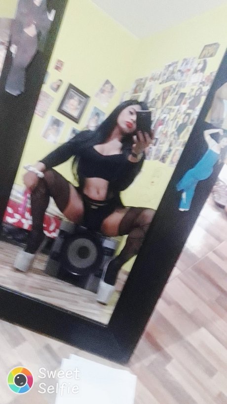 Foto di nudo di fuga di OnlyFans di Barbarita Ricci Zambrano