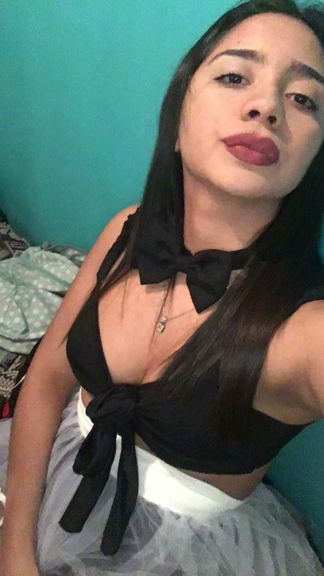 Foto di nudo di fuga di OnlyFans di Mica