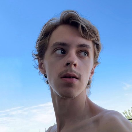 Foto di nudo di fuga di OnlyFans di Dima Gloobal
