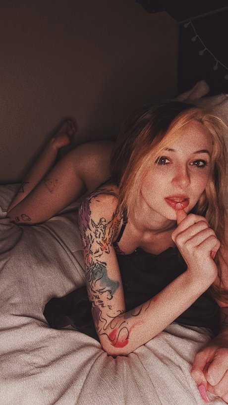 Foto di nudo di fuga di OnlyFans di Bunny