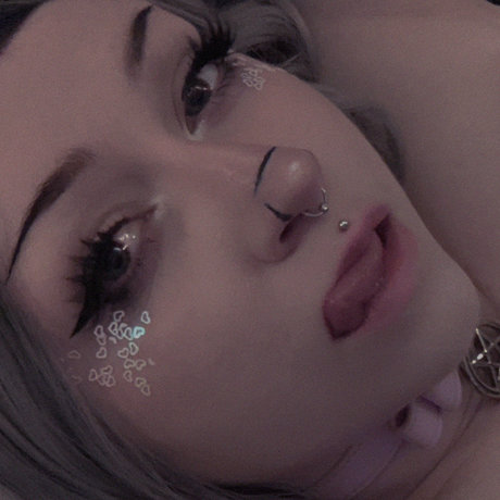 Foto di nudo di fuga di OnlyFans di  Tulpa 