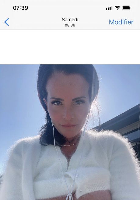 Foto di nudo di fuga di OnlyFans di Bellarosy