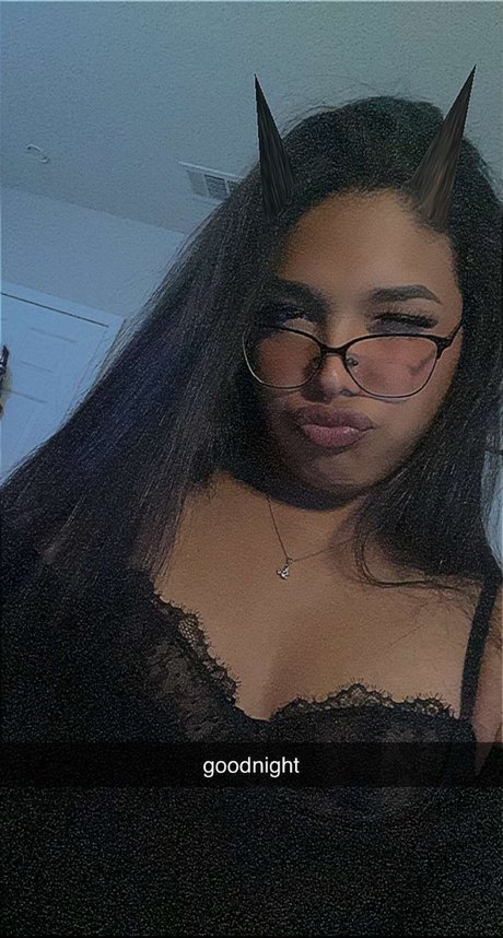 Foto di nudo di fuga di OnlyFans di Coco
