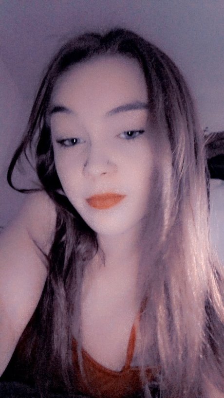 Foto di nudo di fuga di OnlyFans di Britt