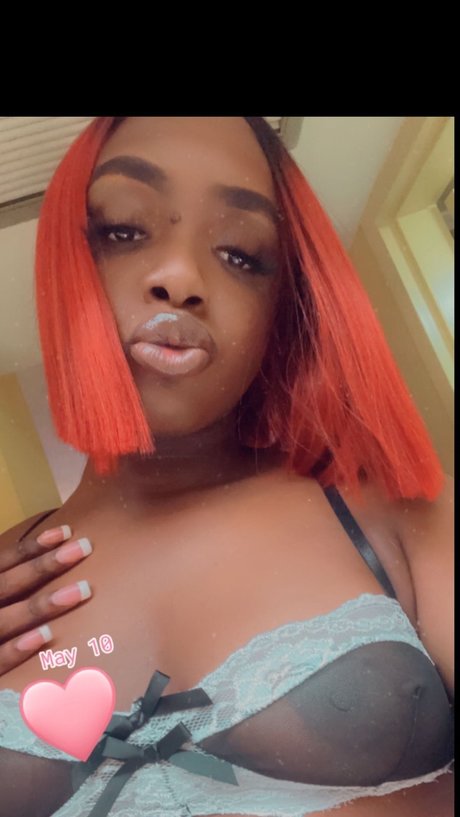 Foto di nudo di fuga di OnlyFans di Milancreams