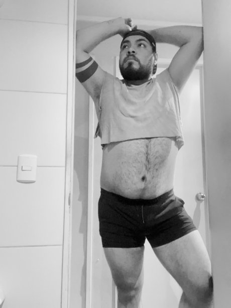 Foto di nudo di fuga di OnlyFans di Milandancko