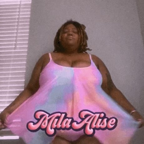 Foto di nudo di fuga di OnlyFans di Mila Alise