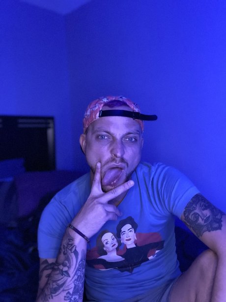 Foto di nudo di fuga di OnlyFans di Michael