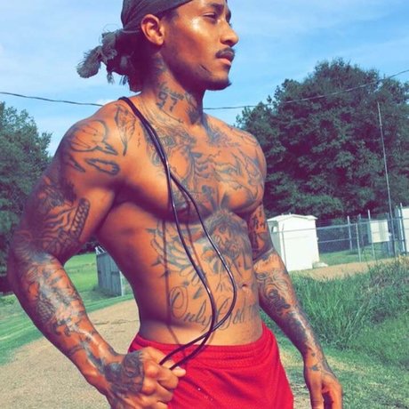 Foto di nudo di fuga di OnlyFans di Michael