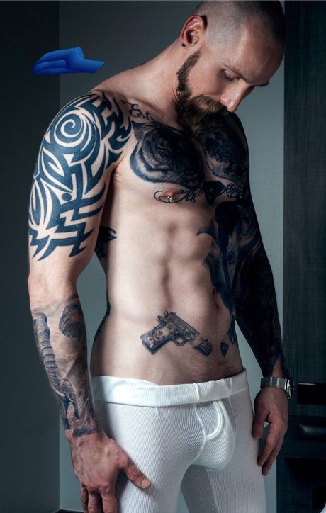 Foto di nudo di fuga di OnlyFans di Mike Long