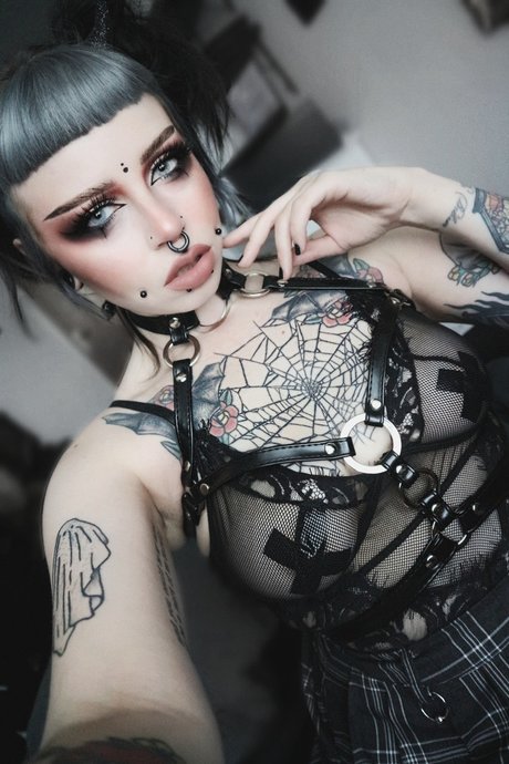 Foto di nudo di fuga di OnlyFans di Chaos Pixie