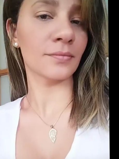Foto di nudo di fuga di OnlyFans di Cigana