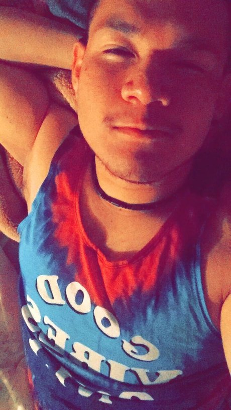 Foto di nudo di fuga di OnlyFans di Charlie A
