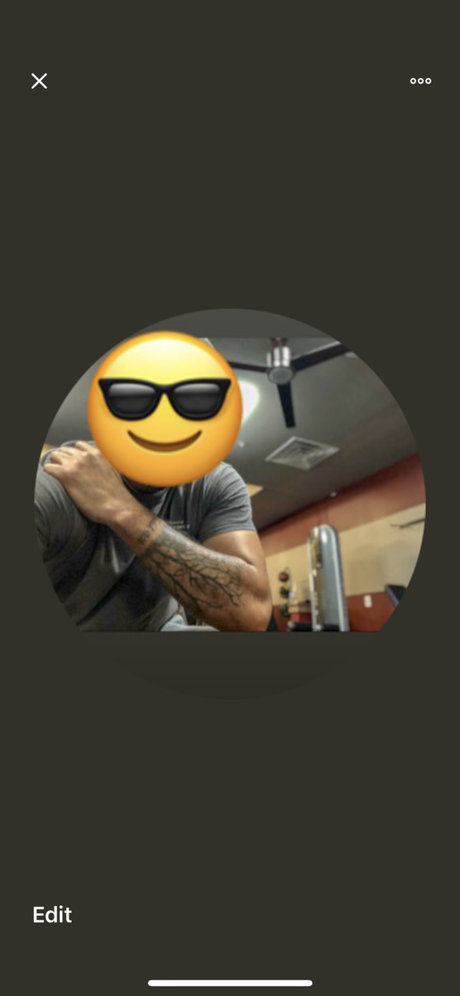 Foto di nudo di fuga di OnlyFans di Cave Maker