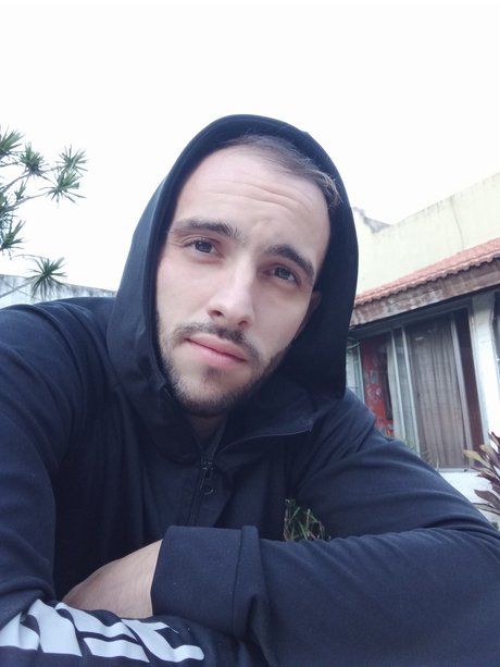 Foto di nudo di fuga di OnlyFans di Miked